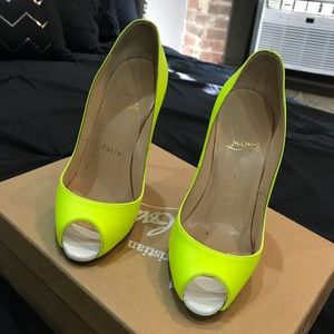 Youpi Christian louboutin heels neon